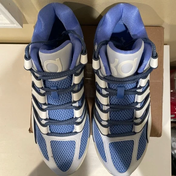 KD 18 “Boys & Girls Club” Men’s Size 10